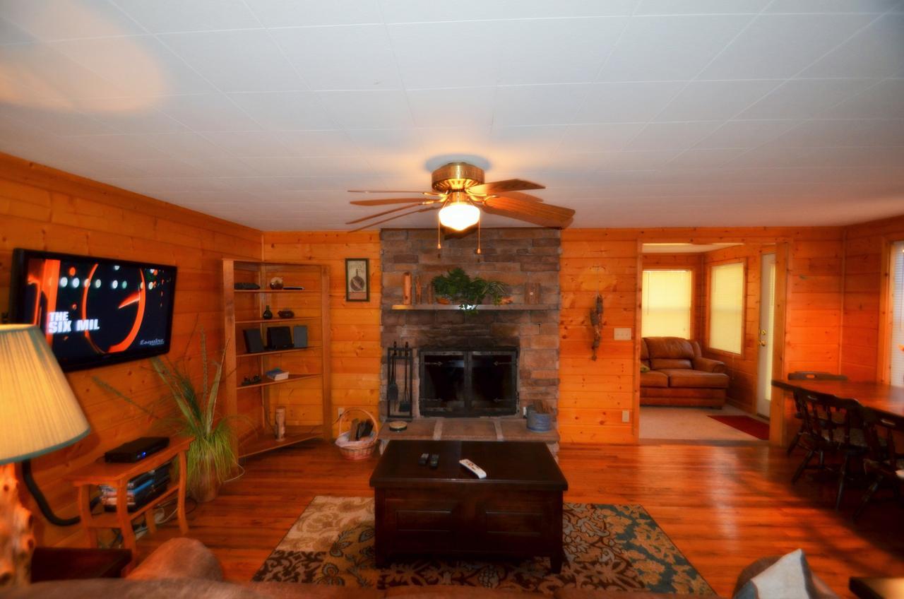 Villa Little Creek Cabin à Chalet Village Extérieur photo